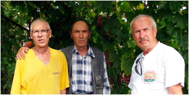 Krainov, Voronyuk i Nevzorov na Izložbi dostignuća vinogradara